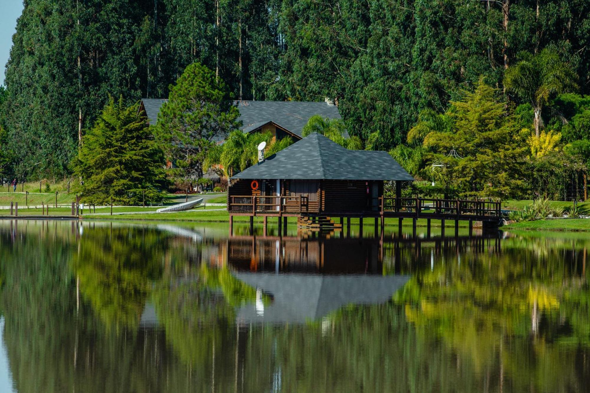 Vira Charme Resort Fernandes Pinheiro Eksteriør billede