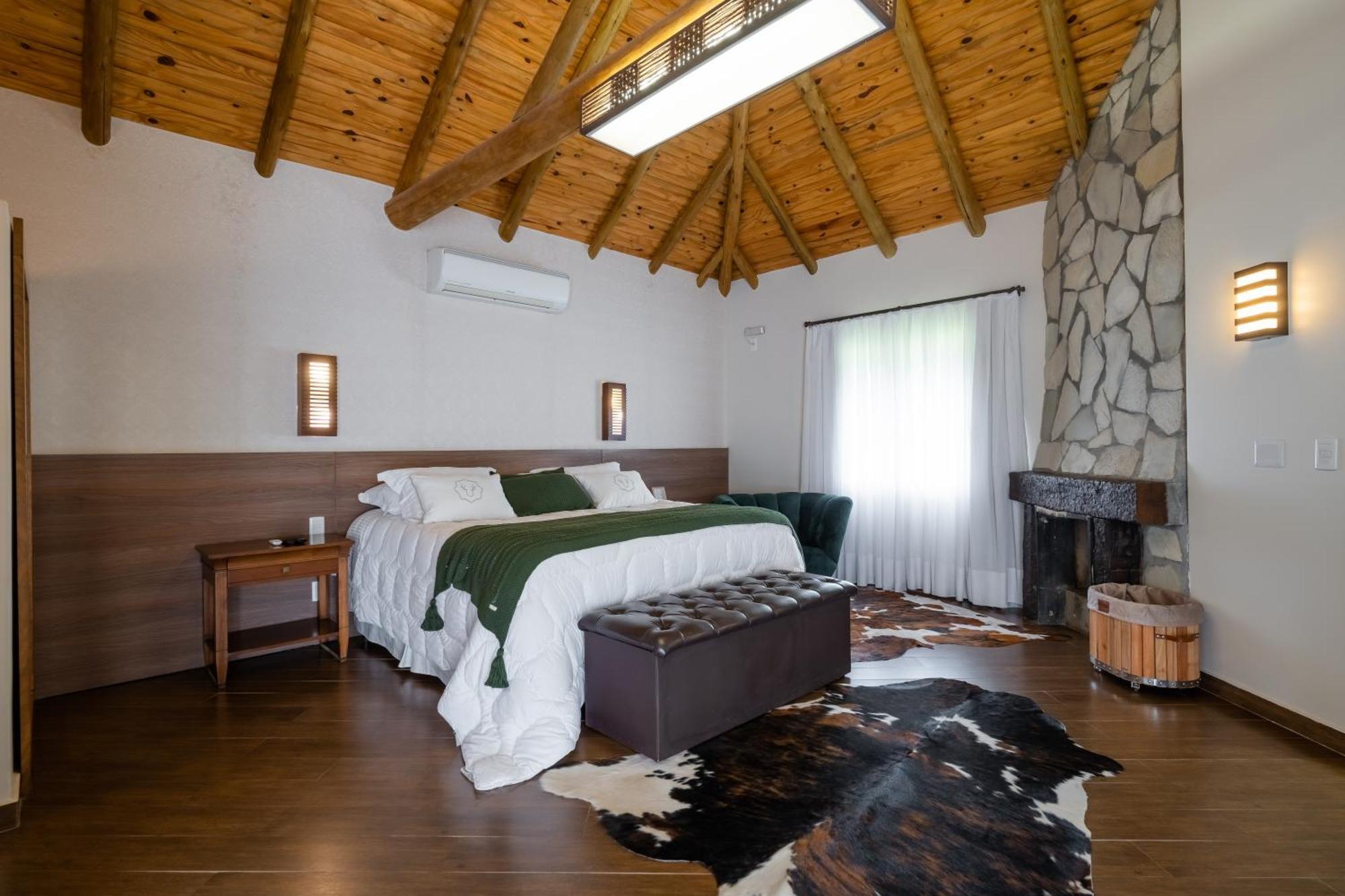Vira Charme Resort Fernandes Pinheiro Eksteriør billede