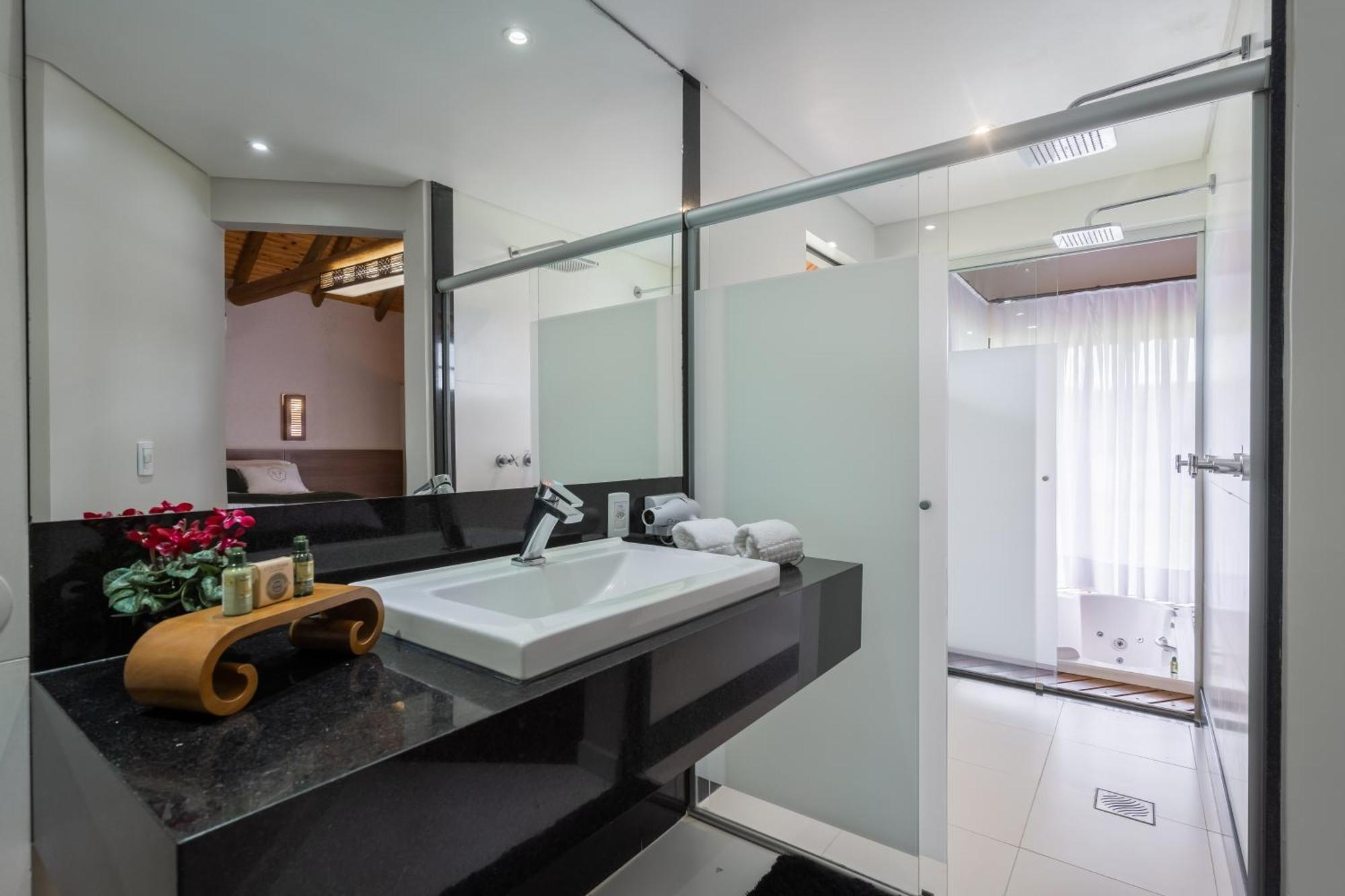 Vira Charme Resort Fernandes Pinheiro Eksteriør billede