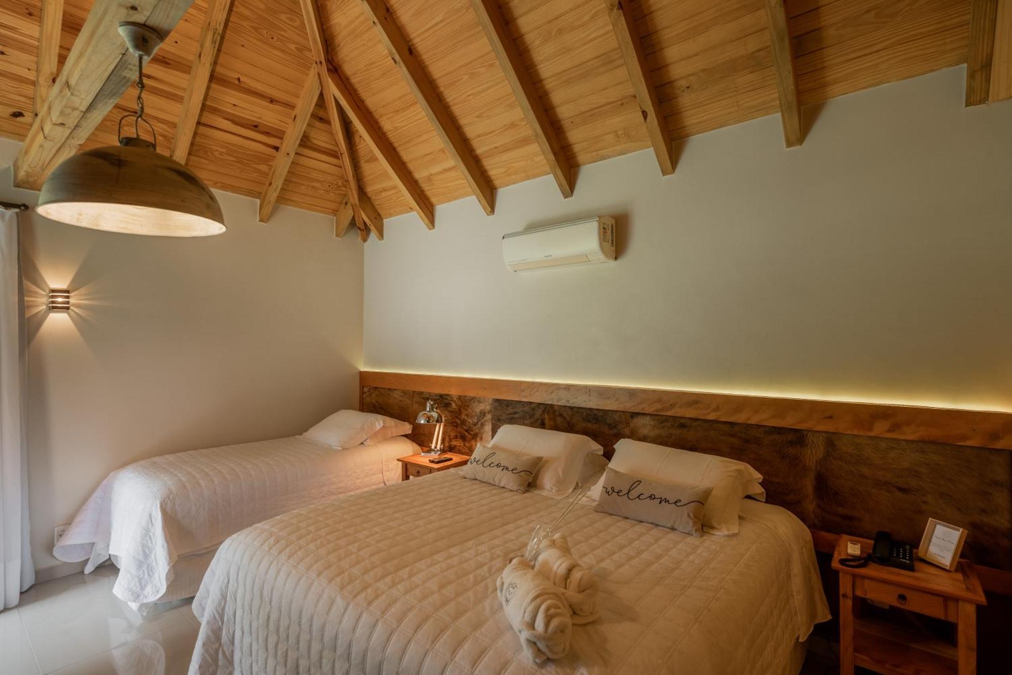 Vira Charme Resort Fernandes Pinheiro Eksteriør billede