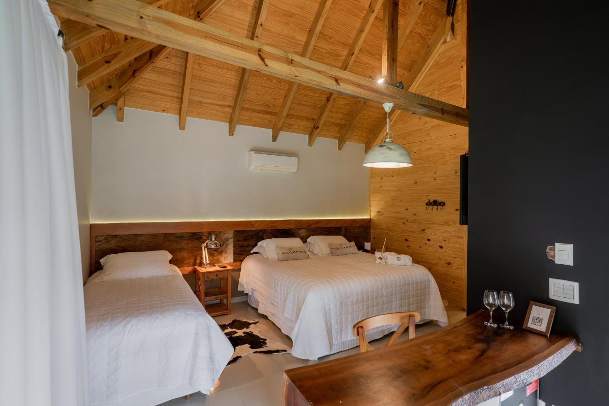 Vira Charme Resort Fernandes Pinheiro Eksteriør billede