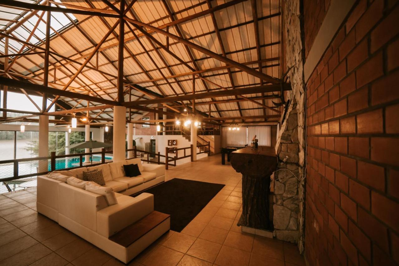 Vira Charme Resort Fernandes Pinheiro Eksteriør billede