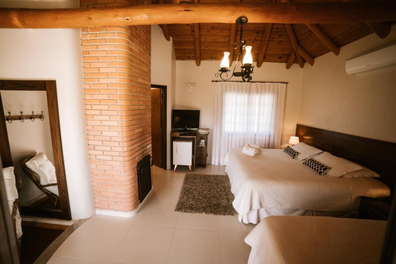 Vira Charme Resort Fernandes Pinheiro Eksteriør billede