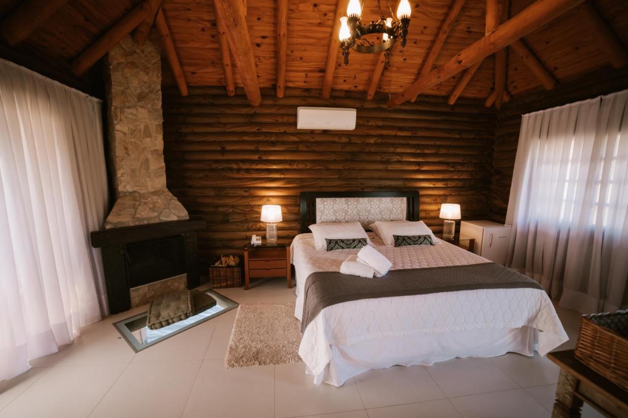 Vira Charme Resort Fernandes Pinheiro Eksteriør billede