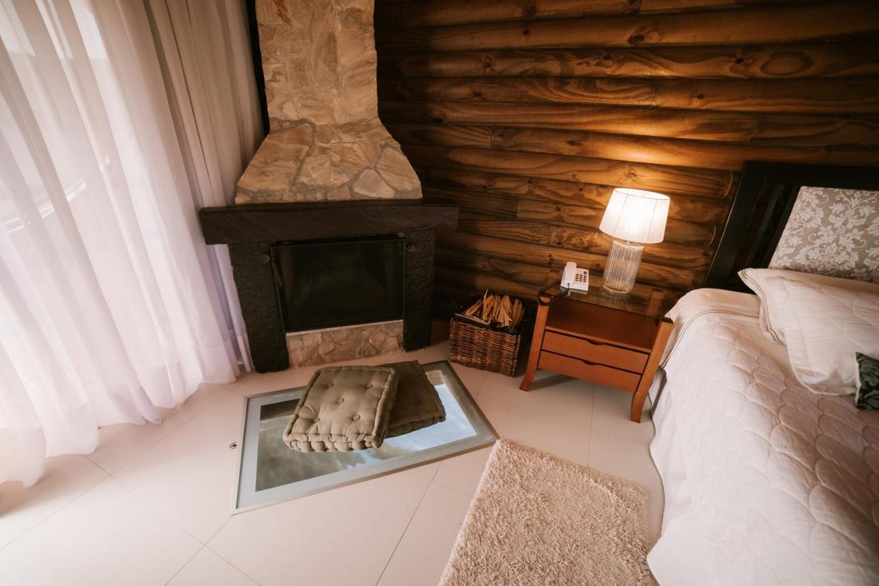 Vira Charme Resort Fernandes Pinheiro Eksteriør billede