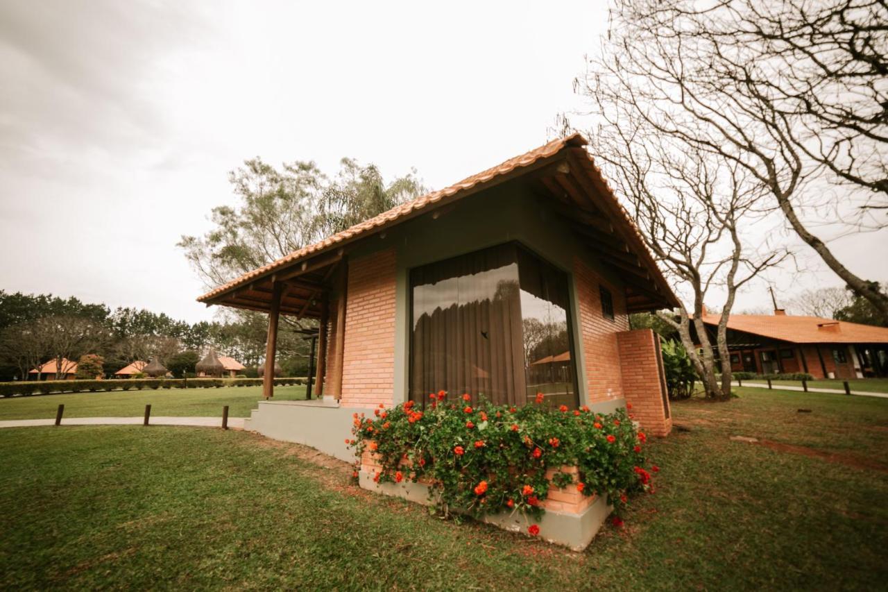 Vira Charme Resort Fernandes Pinheiro Eksteriør billede