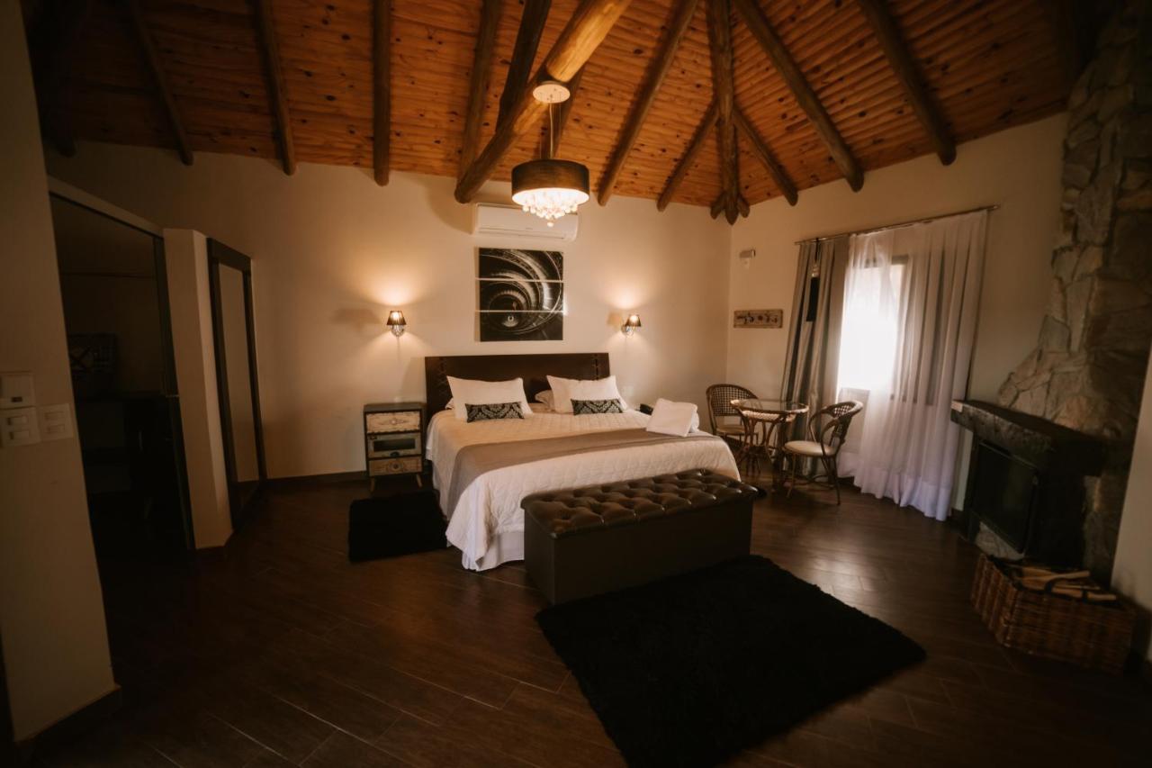 Vira Charme Resort Fernandes Pinheiro Eksteriør billede