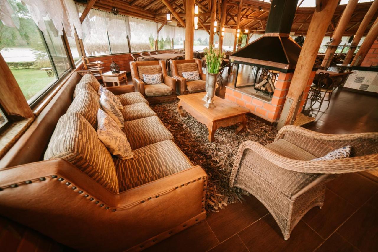 Vira Charme Resort Fernandes Pinheiro Eksteriør billede