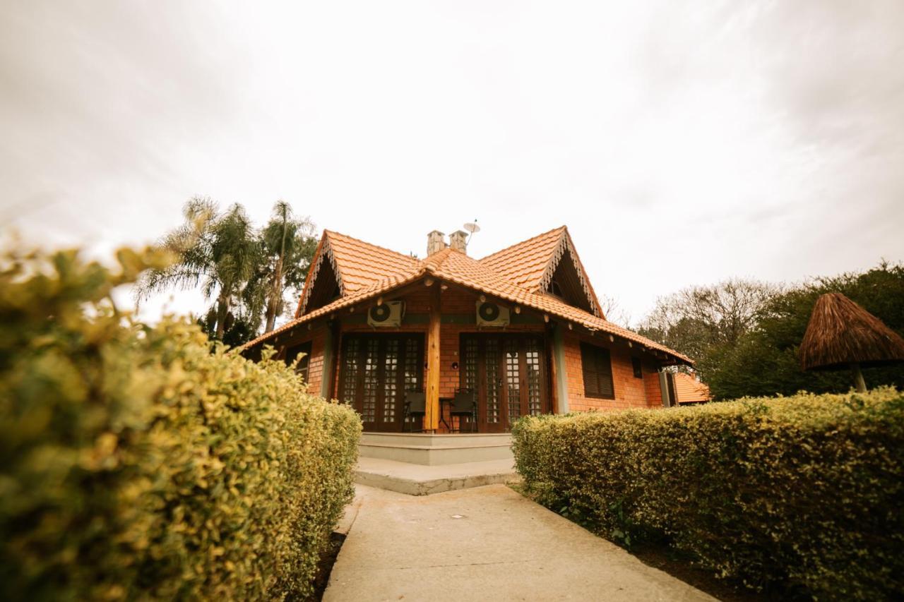 Vira Charme Resort Fernandes Pinheiro Eksteriør billede